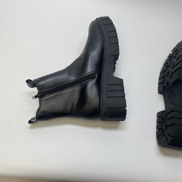 Madden NYC Chunky Chelsea Platform Lug Boots Women's Size 9 Black Comfort - Picture 10 of 13